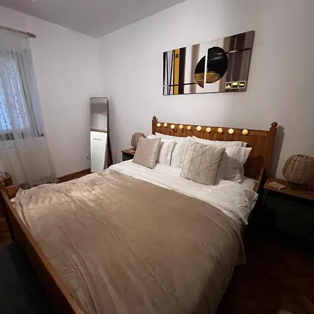 Apartamento Eden Garden Braşov Exterior foto